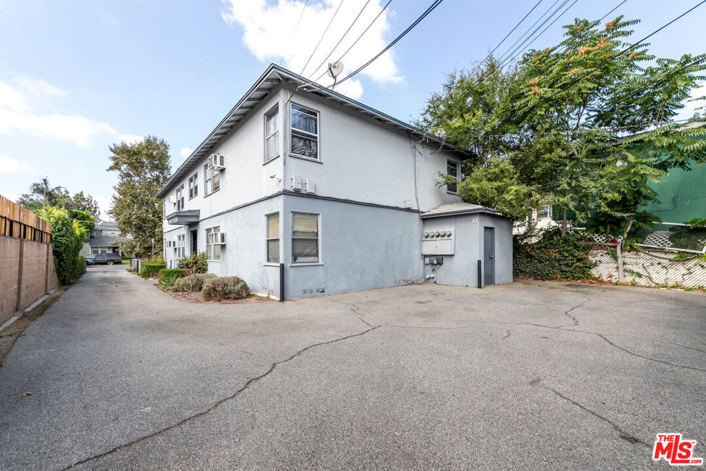 5444 Colfax Avenue
