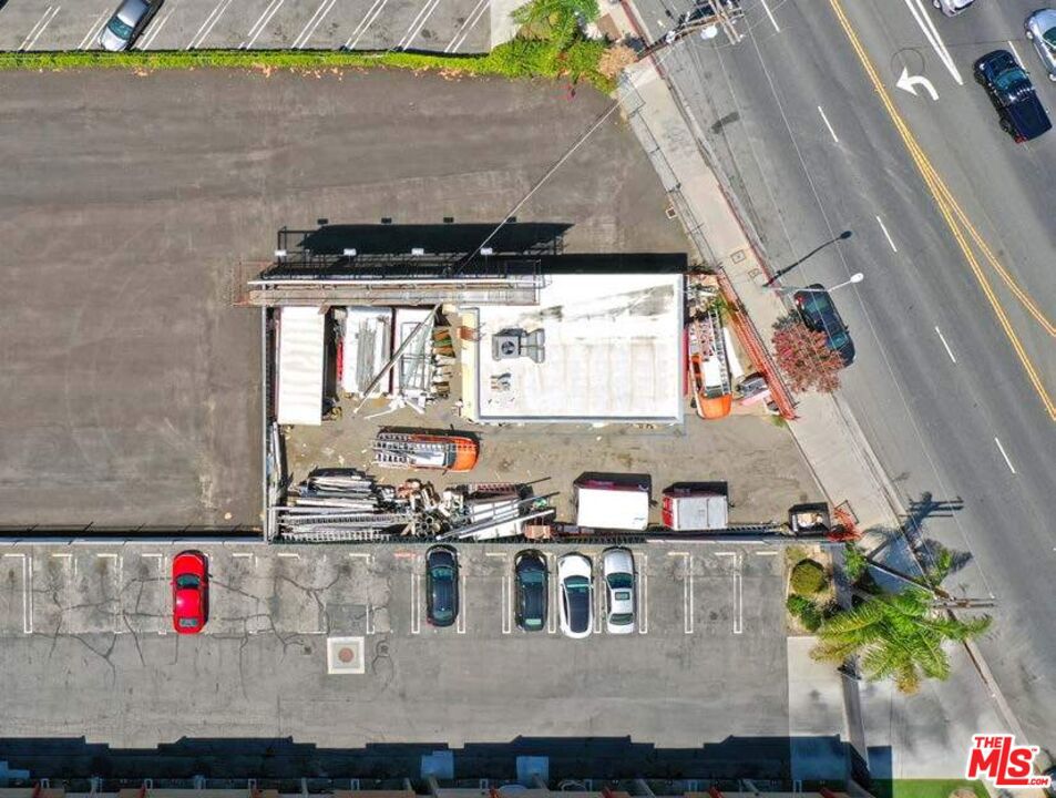 9039 Topanga Canyon Boulevard