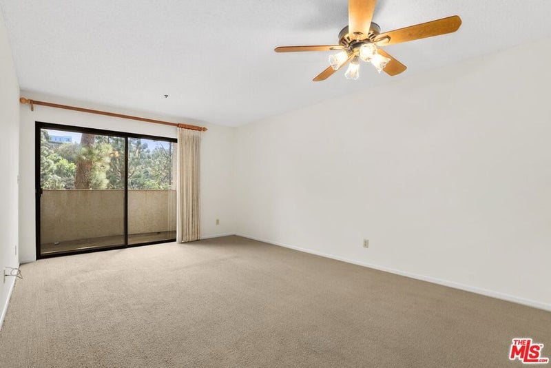 501 Palisades Drive 219