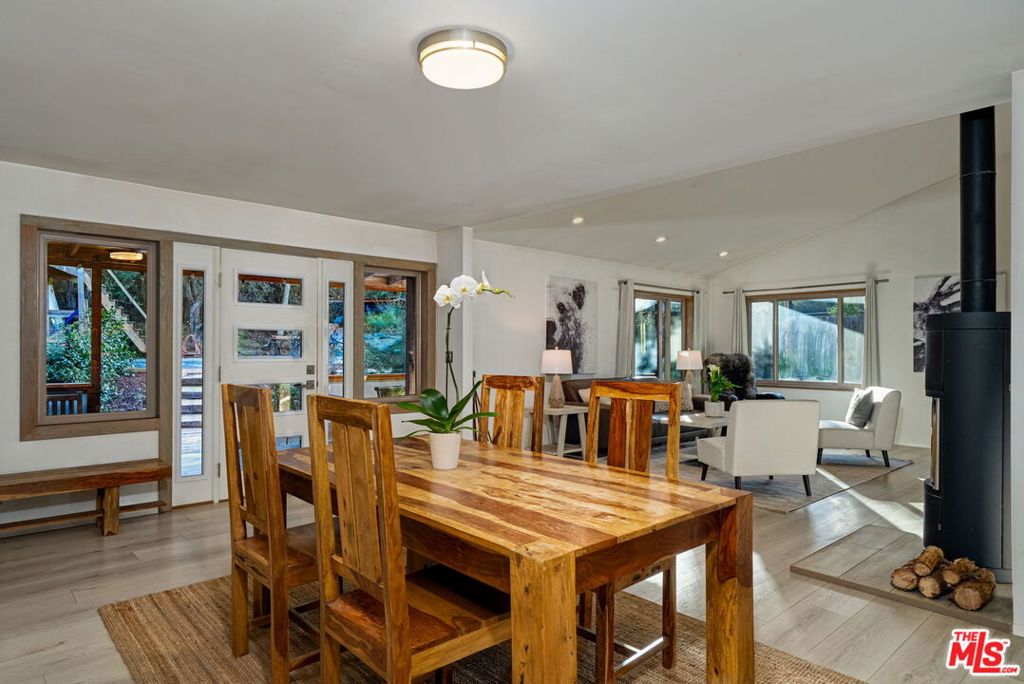 1230 Old Topanga Canyon Road