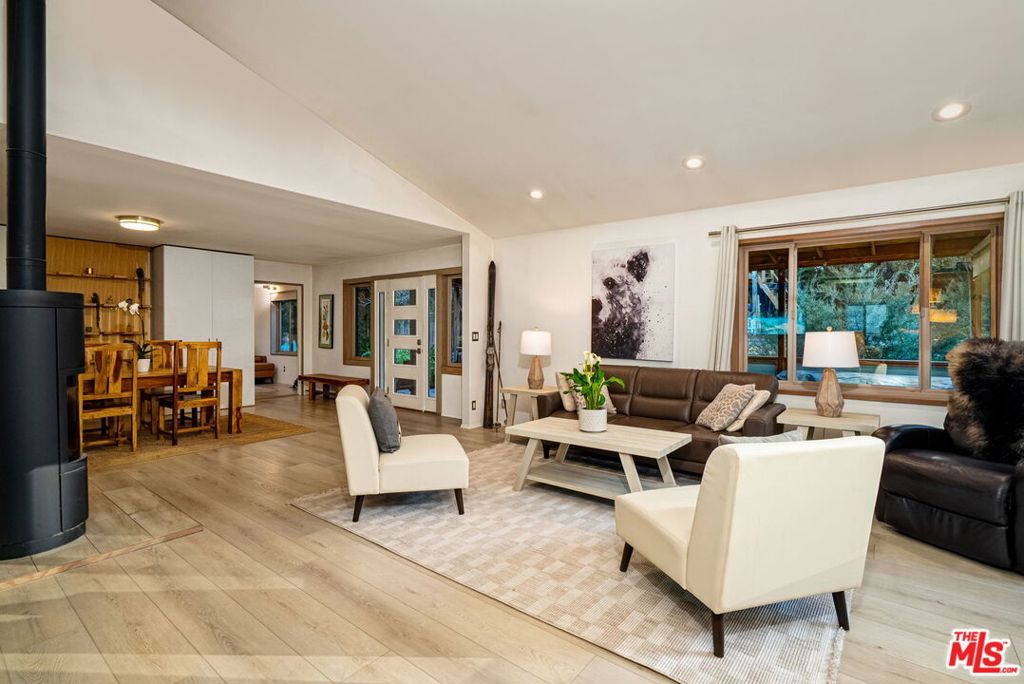 1230 Old Topanga Canyon Road