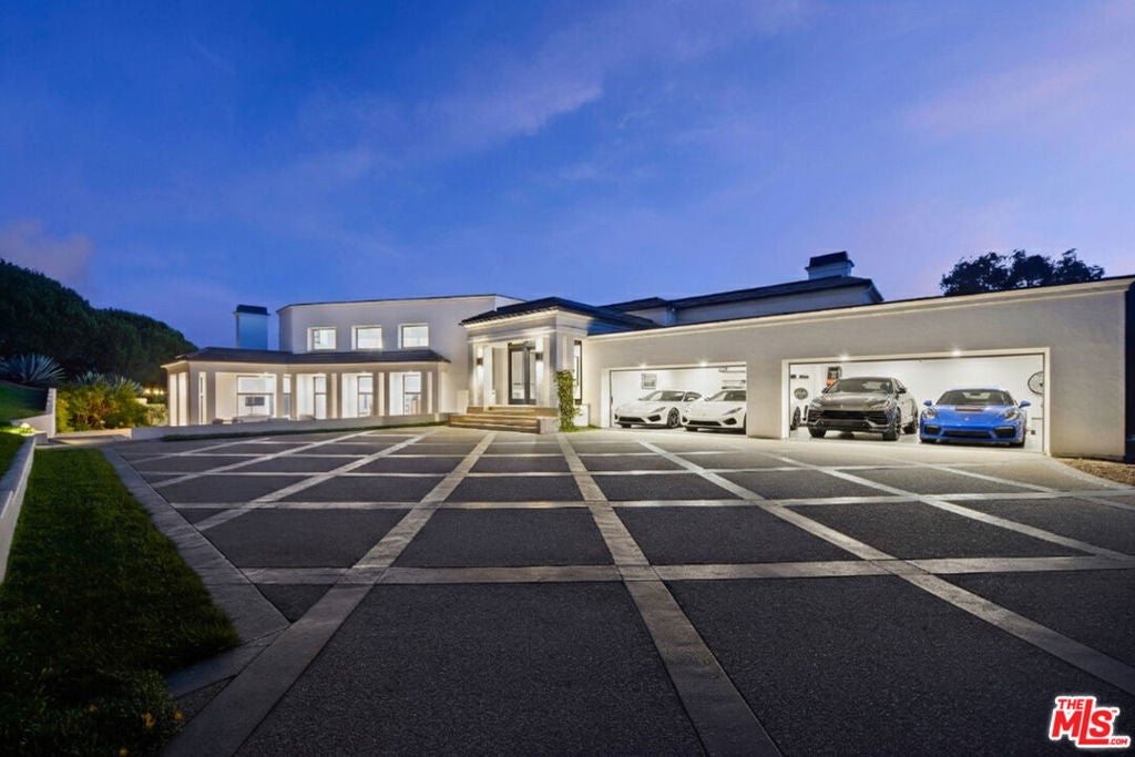 32597 Pacific Coast Highway