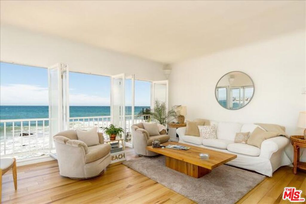 21746 Pacific Coast Highway