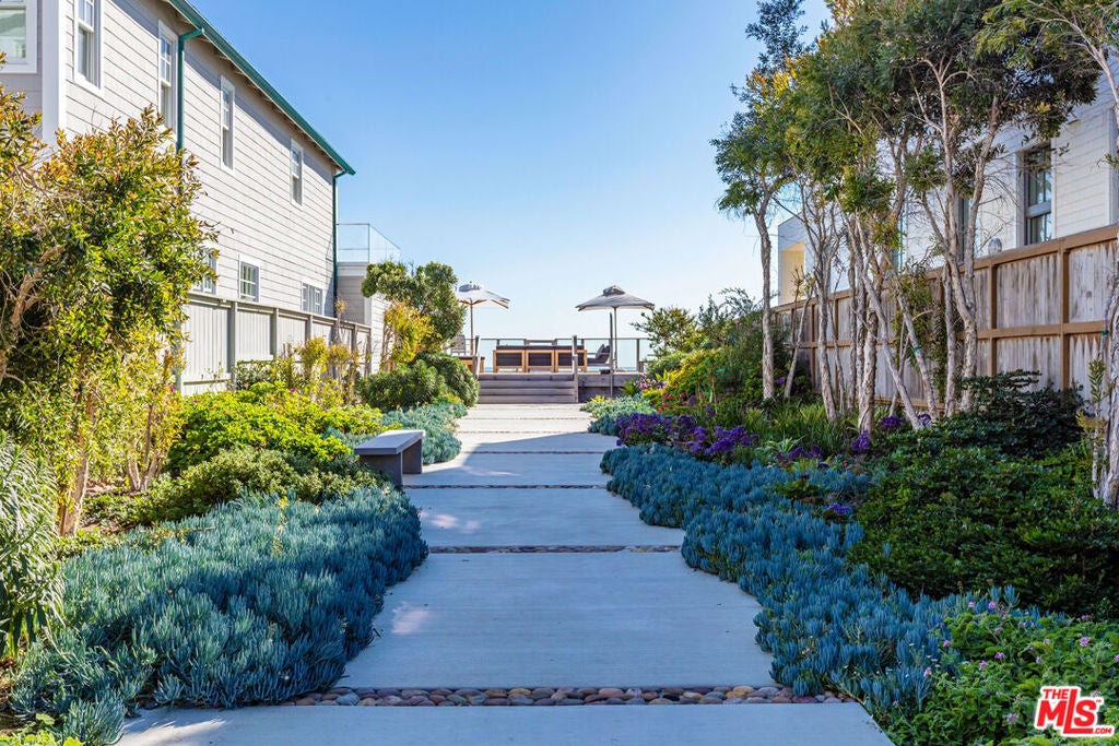 23505 Malibu Colony Road