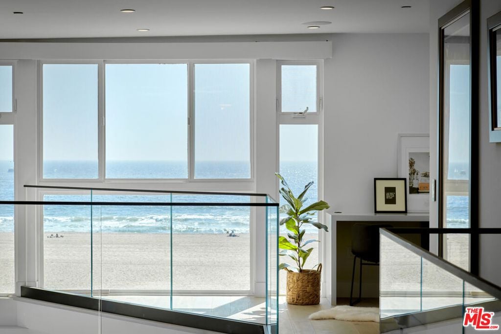 4403 Ocean Front Walk 205