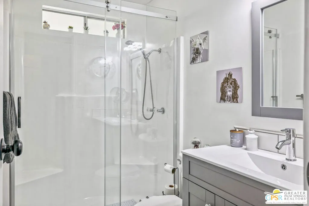 Cathedral City, California 92234, United States, 2 Bedrooms Bedrooms, ,2 BathroomsBathrooms,Residential,Active,210217