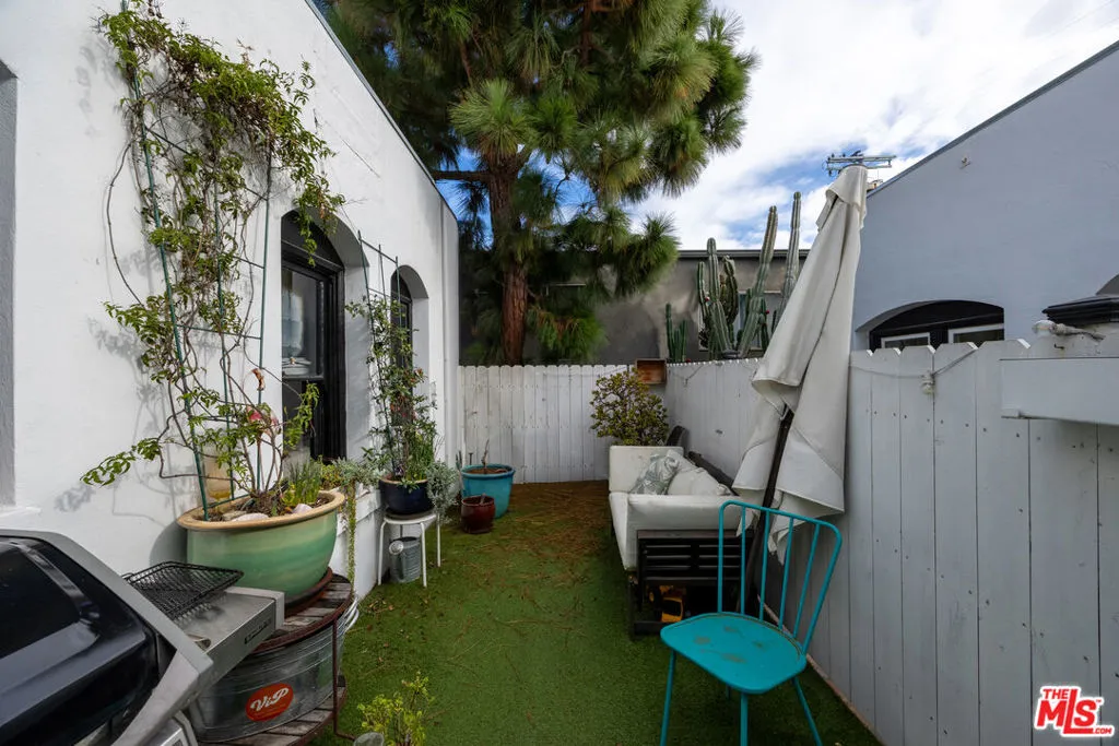 Venice, California 90291, United States, 4 Bedrooms Bedrooms, ,4 BathroomsBathrooms,Residential,Active,248668