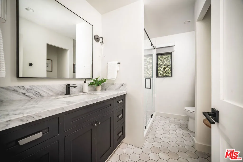 Santa Barbara, California 93108, United States, 3 Bedrooms Bedrooms, ,3 BathroomsBathrooms,Residential,Active,240986