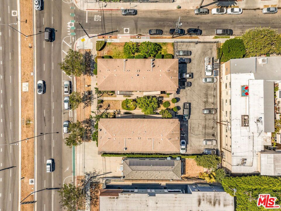 Properties 4 11061 Venice Boulevard