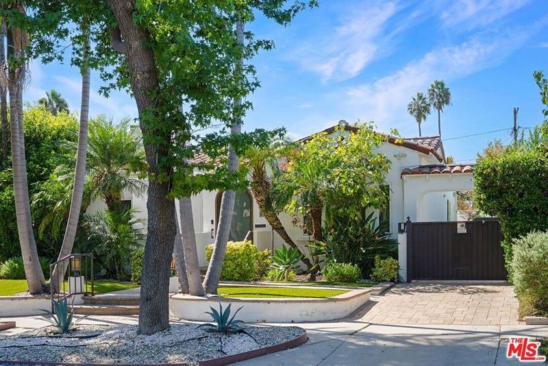 1173 S Point View Street