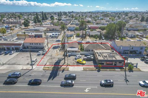 1021 W 101st Street Los Angeles CA 90044