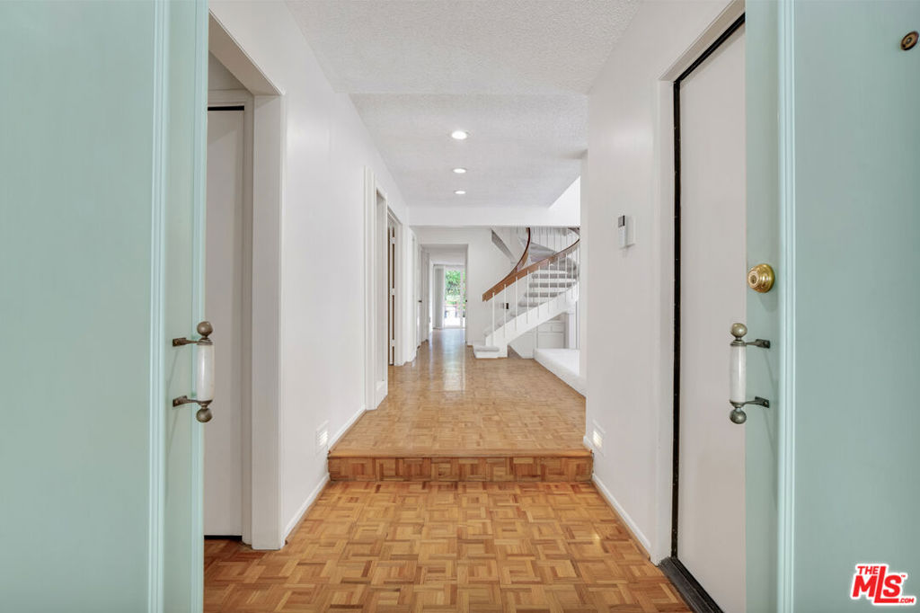 17053 Palisades Circle