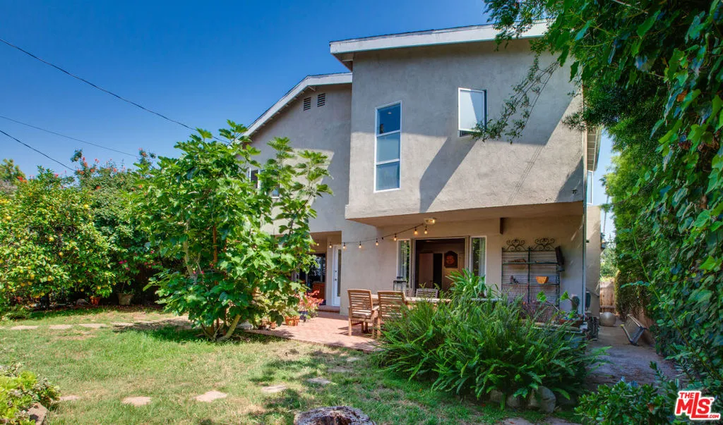 Los Angeles, California 90066, United States, 4 Bedrooms Bedrooms, ,3 BathroomsBathrooms,Residential,Active,150287