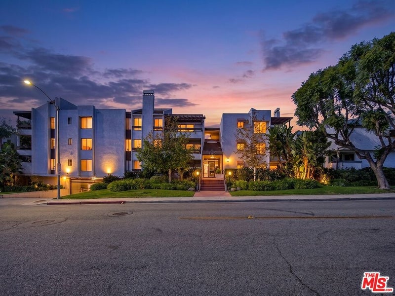 1325 Valley View Road 201