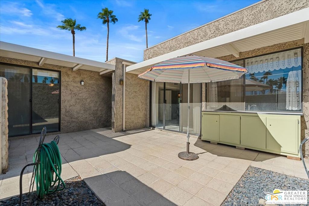 1700 Tamarisk Road