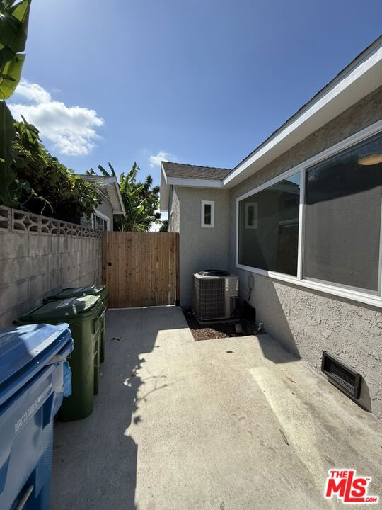 1506 W 54th Street