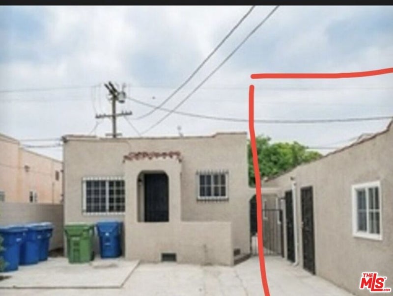 822 E 84th Place