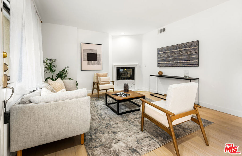 861 S Windsor Boulevard 103