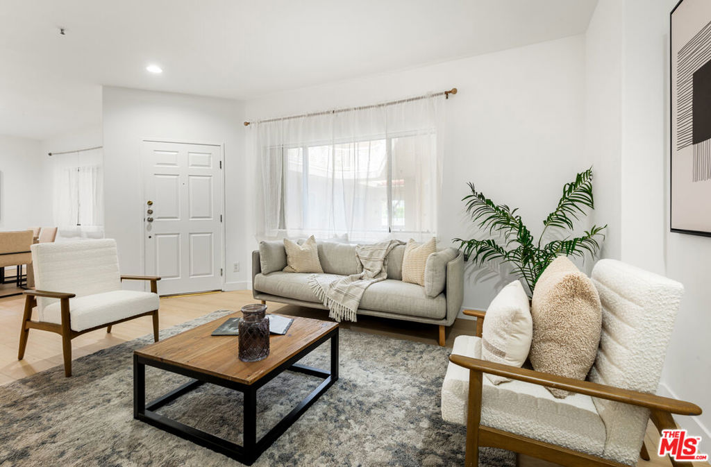 861 S Windsor Boulevard 103