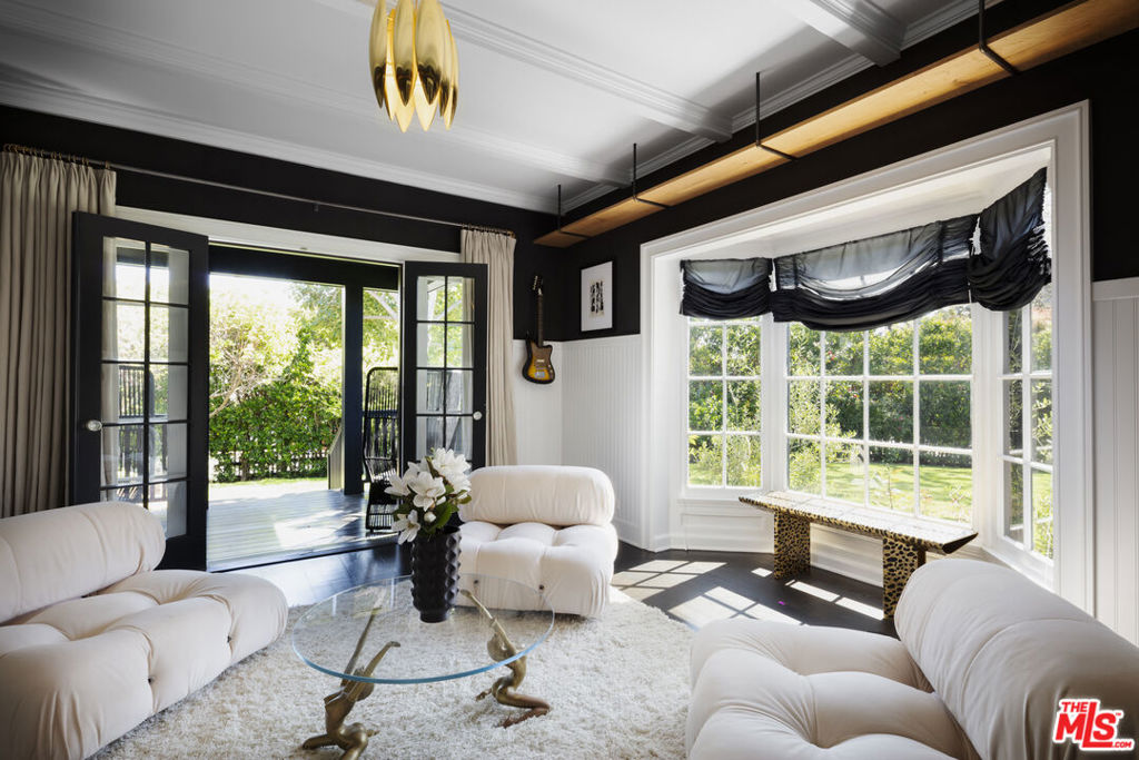 250 S Chadbourne Avenue