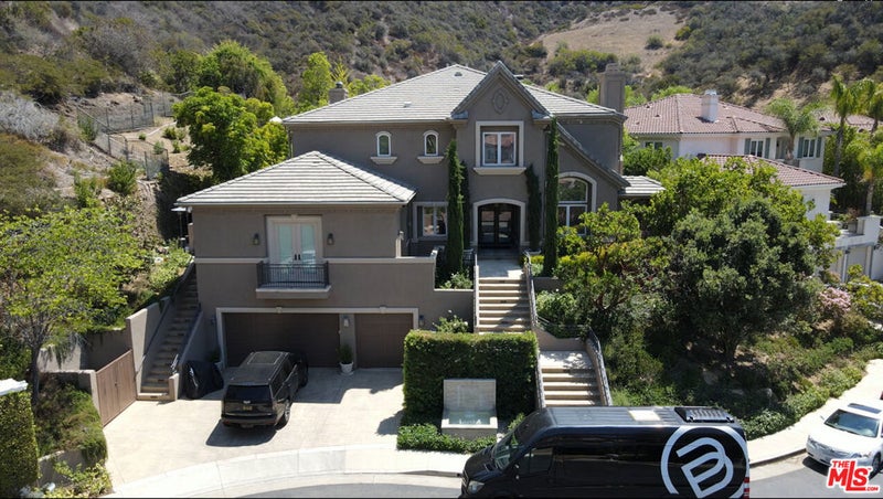 16821 Via La Costa
