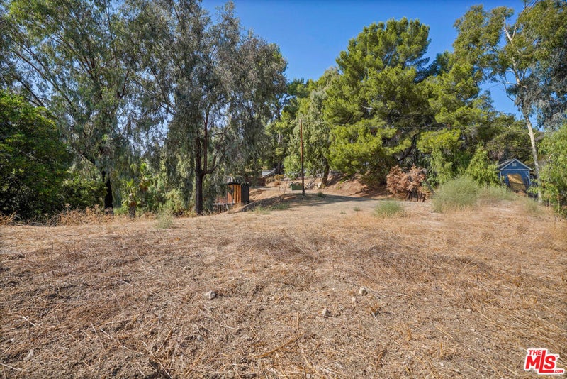 2088 3/4 Topanga Skyline Drive