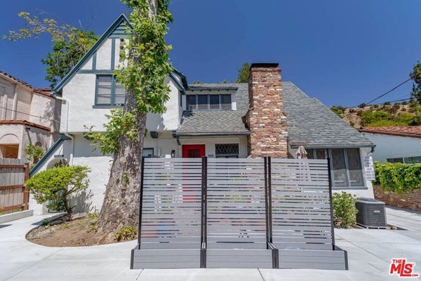 2628 N BEACHWOOD DR, LOS ANGELES, CA 90068 - Image 541b9efa1e6bc7b9cd45444c0df4591e/296749525