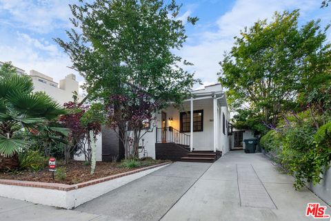 8625 Rugby Drive West Hollywood CA 90069