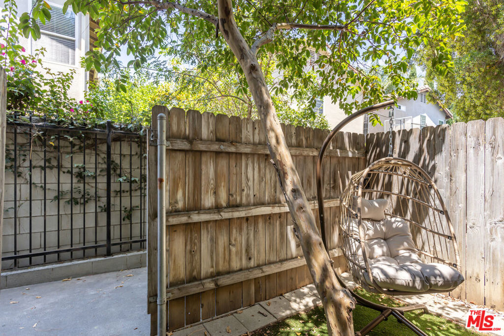 9131 Burnet Avenue 5