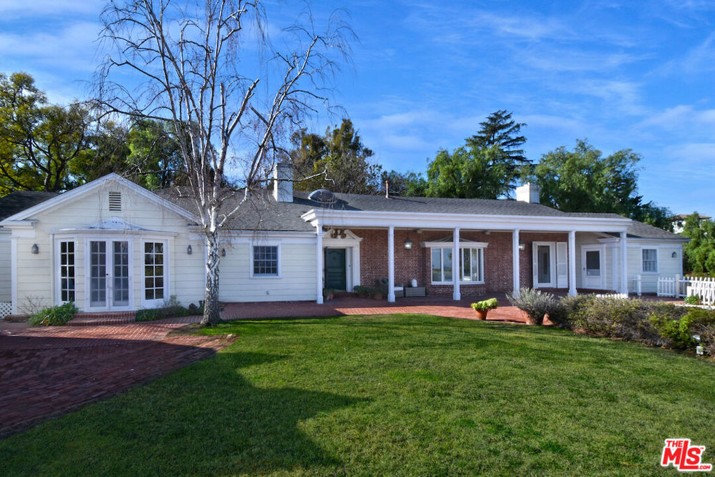Properties 2 4141 Knobhill Drive