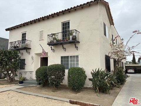 4616 St Charles Place Los Angeles CA 90019