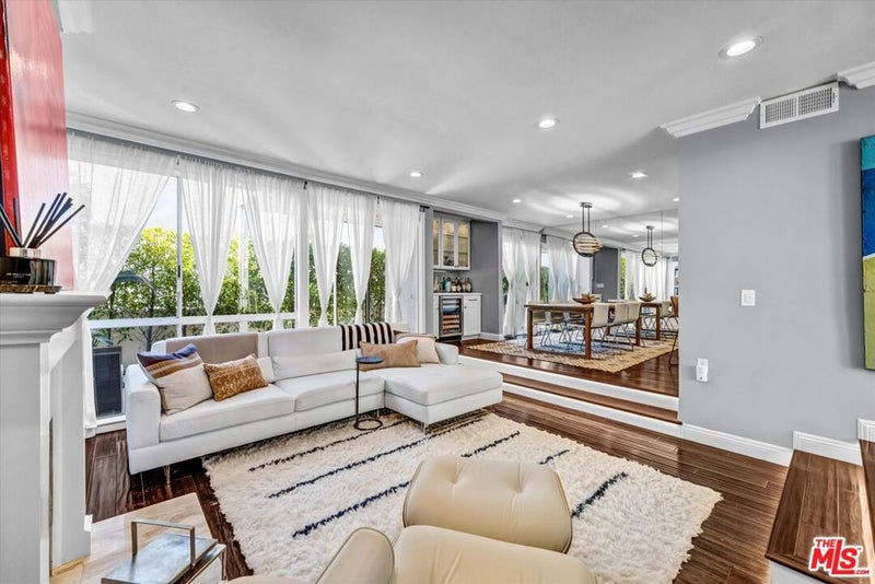 19 Canyon Crest Drive