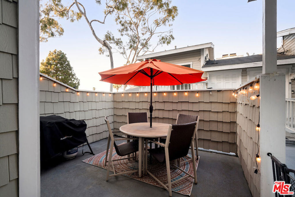 4658 Don Lorenzo Drive E