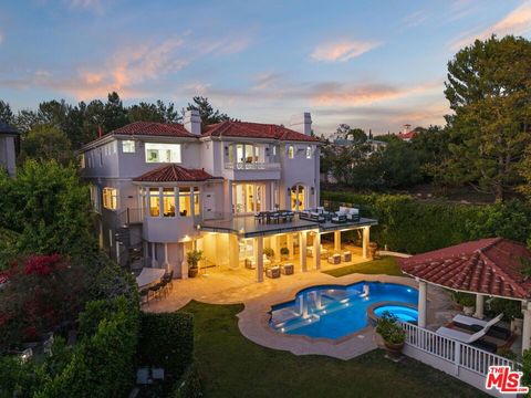 11730 Stonehenge Lane Los Angeles CA 90049