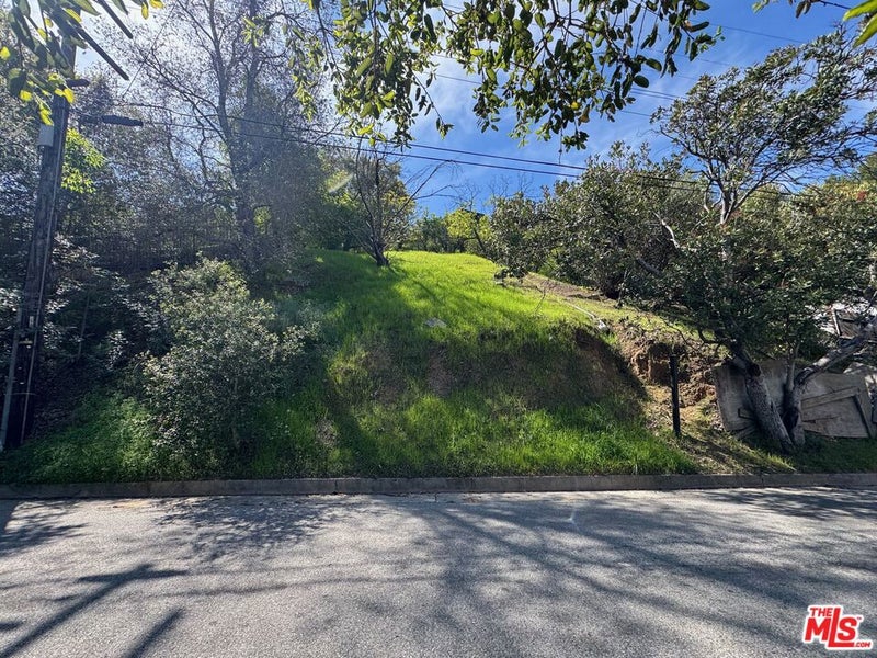 1127 Oneonta Drive