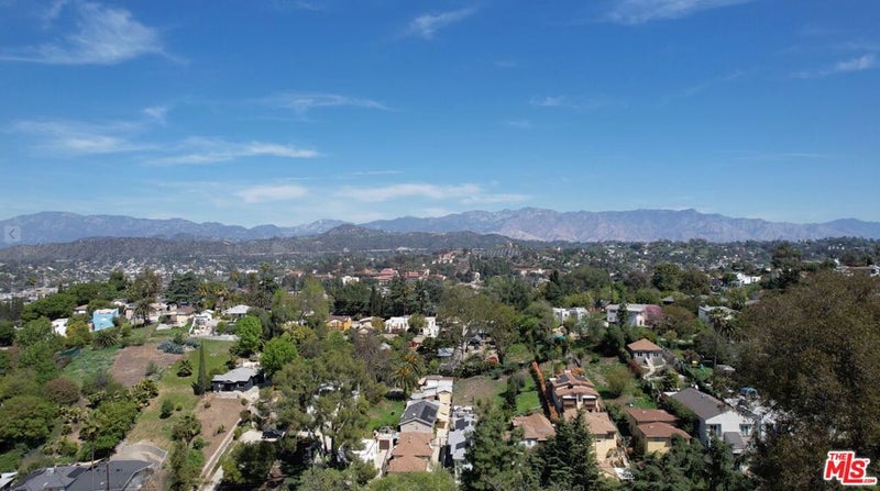 1127 Oneonta Drive