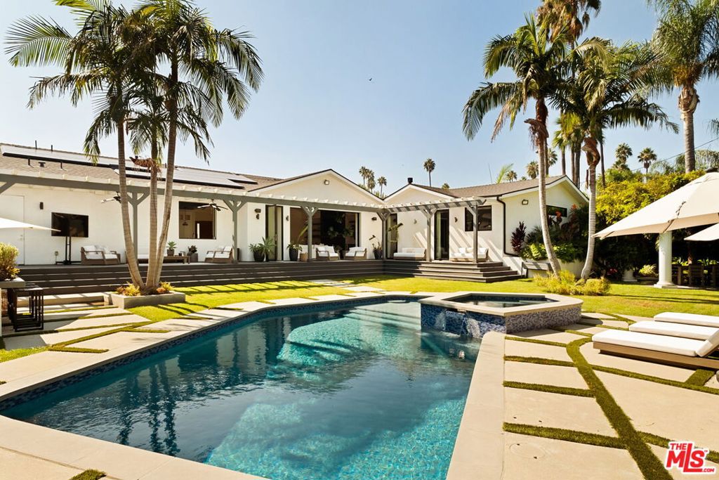 Properties 1 19739 Henshaw Street