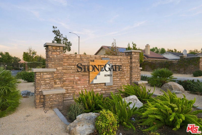 4619 Cinnabar Avenue
