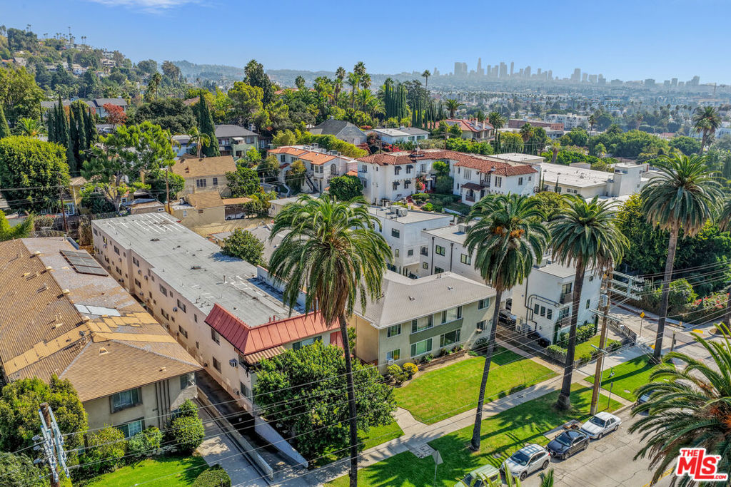 2130 N Beachwood Drive