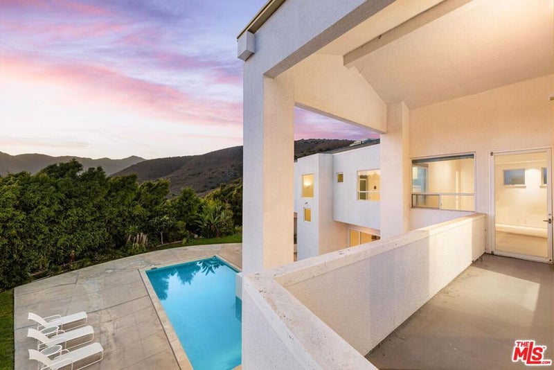 6081 Cavalleri Road