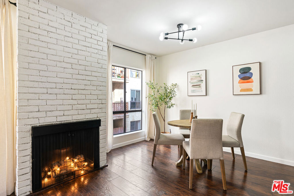 1750 Camino Palmero Street 442