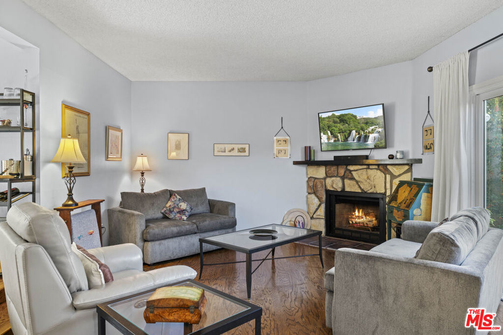 2701 Voorhees Avenue 3