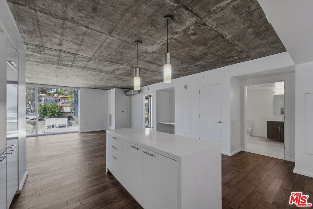 8500 W Sunset Boulevard 503