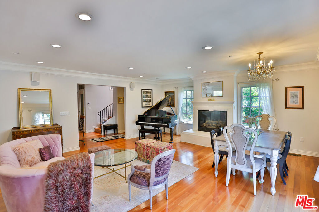 9969 Westwanda Drive