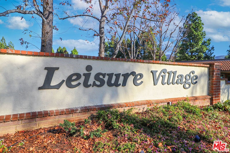 20151 Village 20
