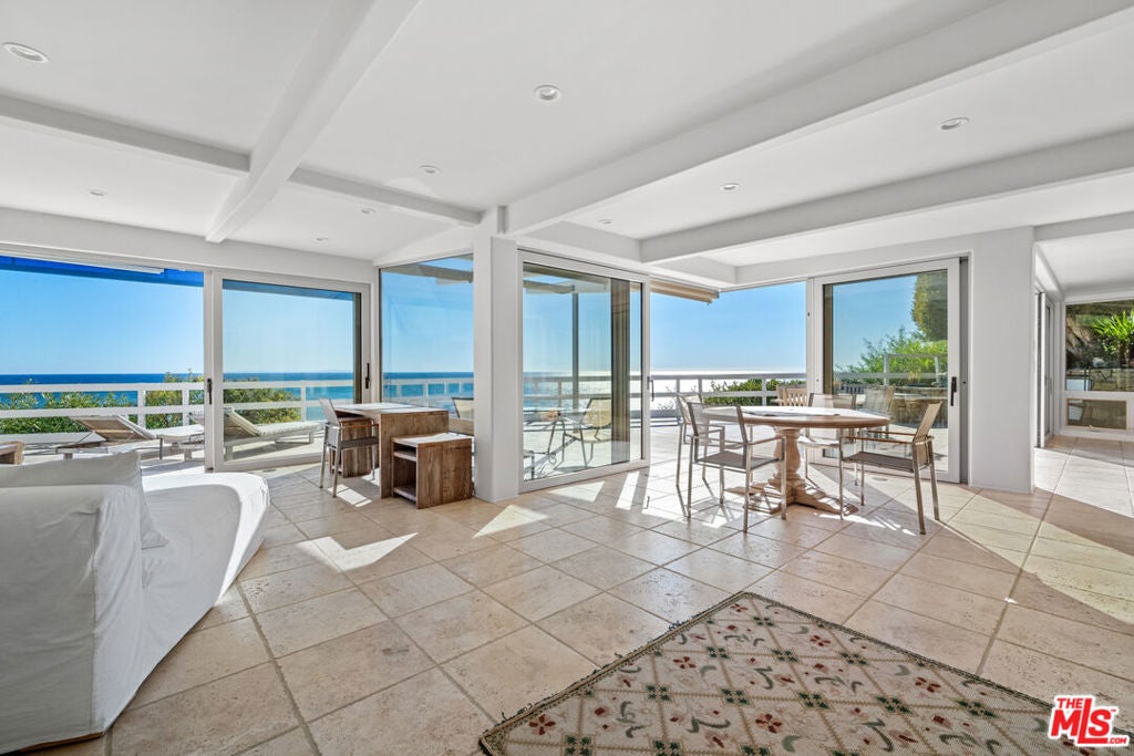 27400 Pacific Coast Highway 110