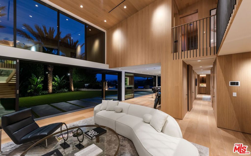 1663 Summitridge Drive