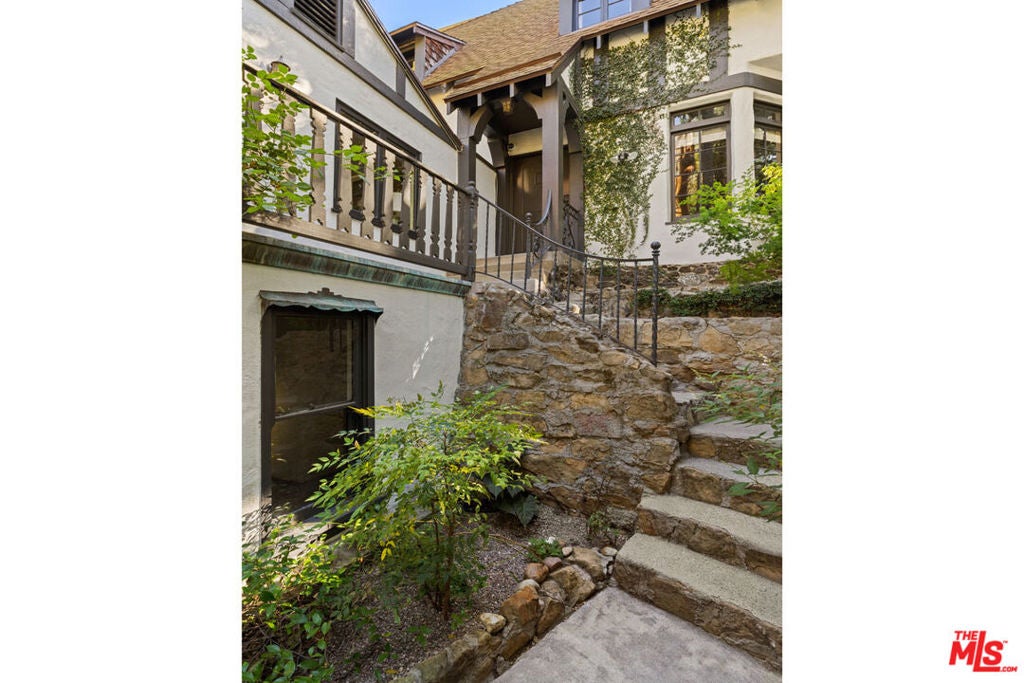 5746 Cazaux Drive
