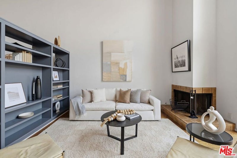 12806 Pacific Avenue 8