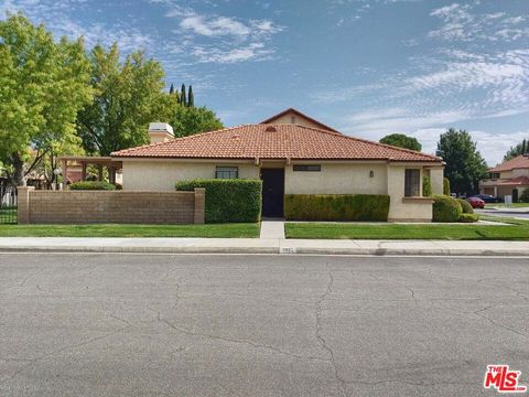 2825 Dartmouth Drive Lancaster CA 93536